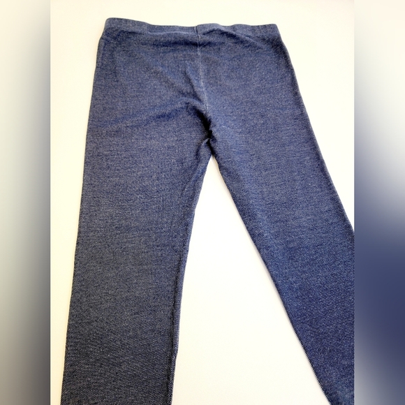 Girls size 10/12 bundle six items - joggers, tshirt, leggings, hoodie sweatshirt - Picture 16 of 16